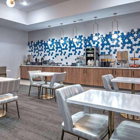 La Quinta By Wyndham Decatur Hotell Eksteriør bilde