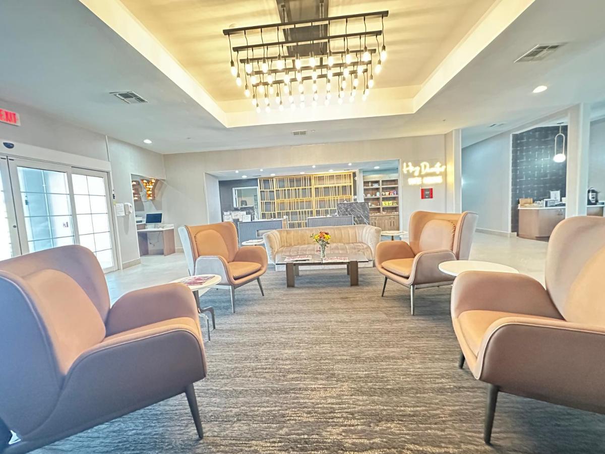 La Quinta By Wyndham Decatur Hotell Eksteriør bilde