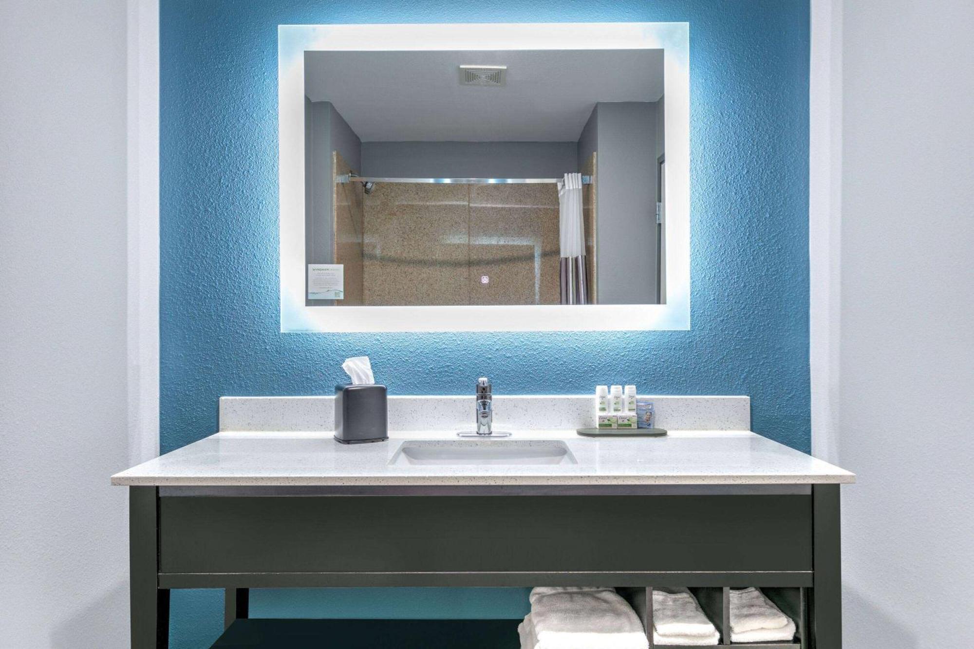 La Quinta By Wyndham Decatur Hotell Eksteriør bilde