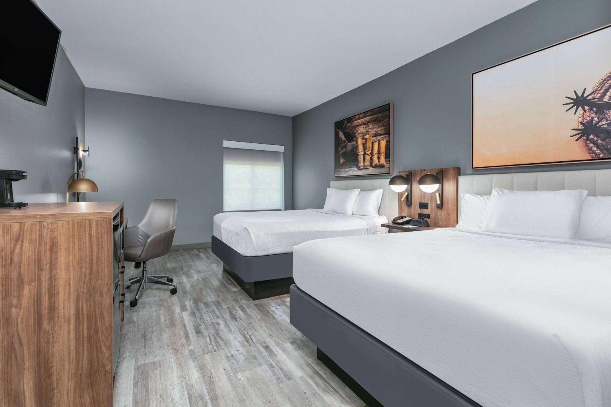 La Quinta By Wyndham Decatur Hotell Eksteriør bilde