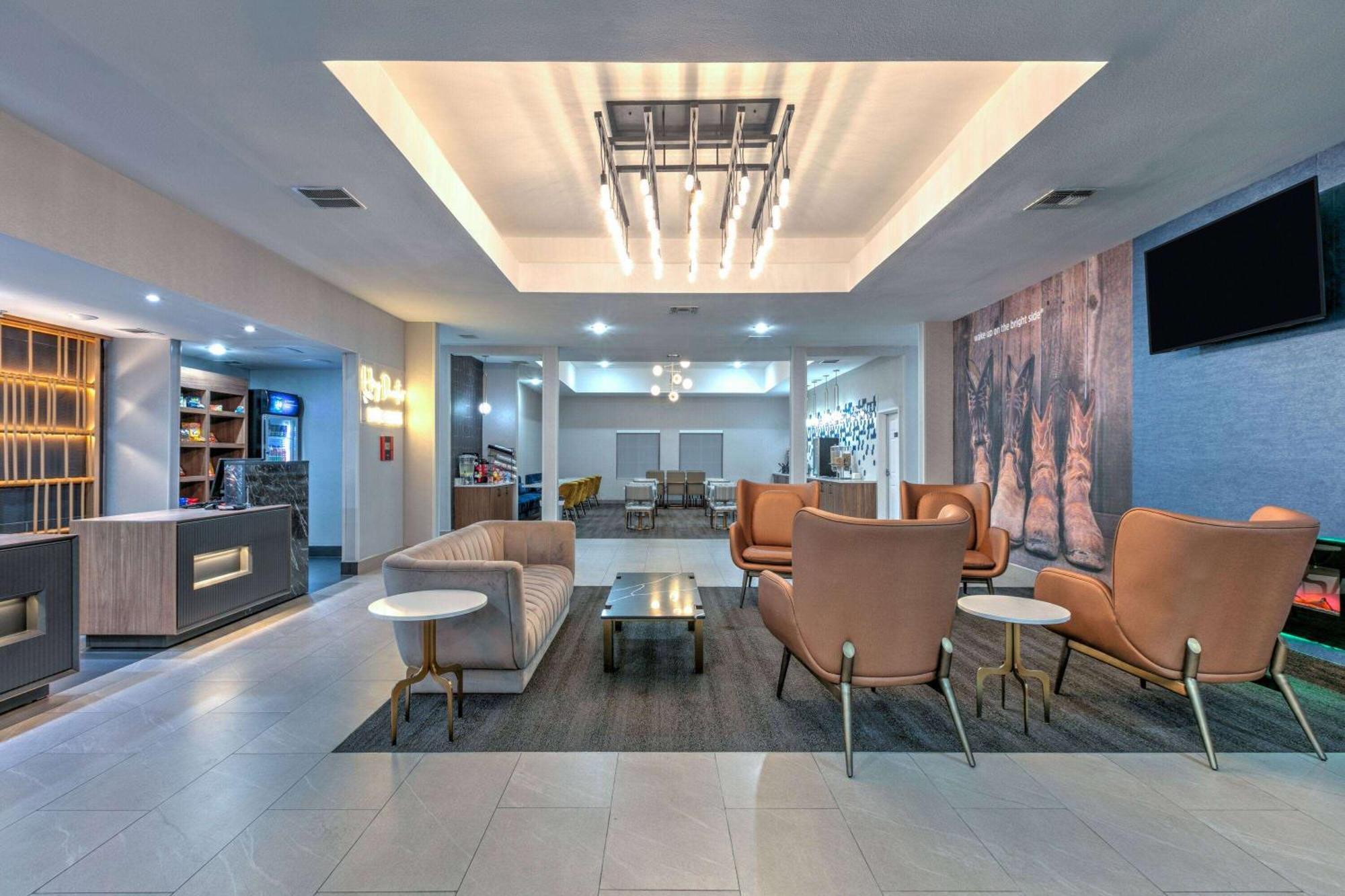 La Quinta By Wyndham Decatur Hotell Eksteriør bilde