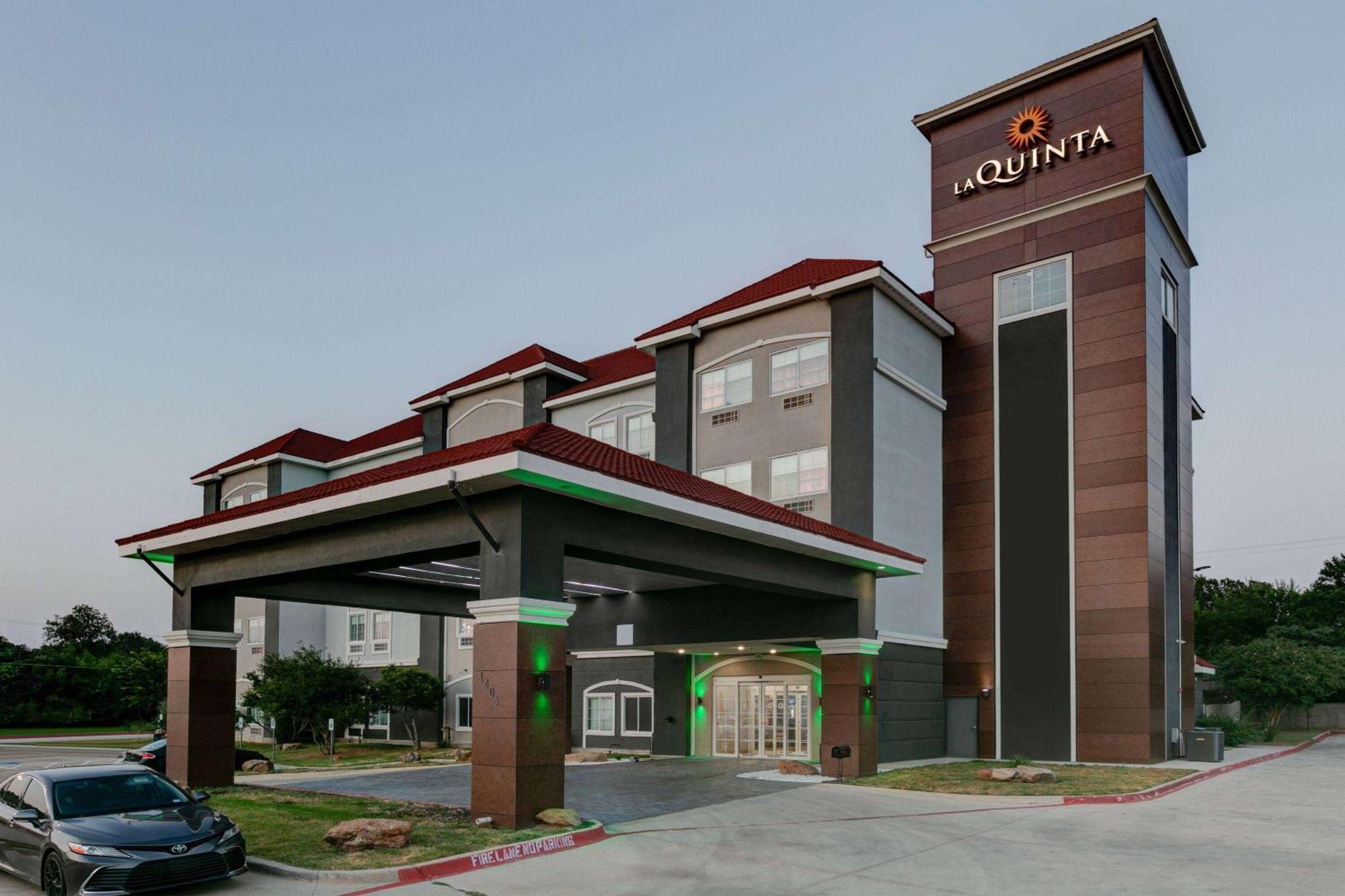 La Quinta By Wyndham Decatur Hotell Eksteriør bilde